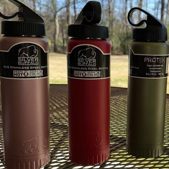 Silver Buffalo Stainless Steel Double Wall Vacuum Insulated Tumbler RED - Picture 4 of 9